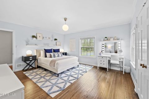 Tiny photo for 2630 Westchester Road, Ottawa Hills, OH 43615 (MLS # 10006003)