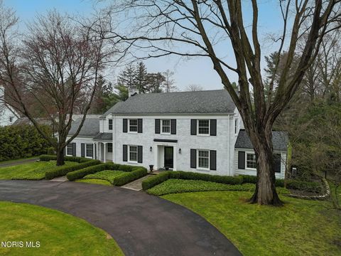 Tiny photo for 2630 Westchester Road, Ottawa Hills, OH 43615 (MLS # 10006003)