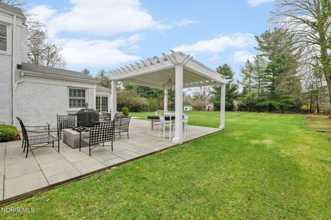 Tiny photo for 2630 Westchester Road, Ottawa Hills, OH 43615 (MLS # 10006003)