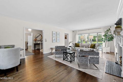 Tiny photo for 2630 Westchester Road, Ottawa Hills, OH 43615 (MLS # 10006003)