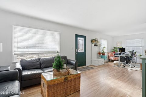 Tiny photo for 228 E Edgar Avenue, Findlay, OH 45840 (MLS # 10001936)