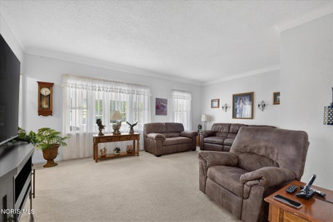 Tiny photo for 817 Yates Street, Toledo, OH 43608 (MLS # 10013300)