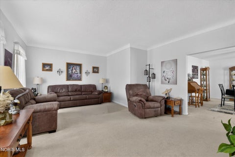 Tiny photo for 817 Yates Street, Toledo, OH 43608 (MLS # 10013300)