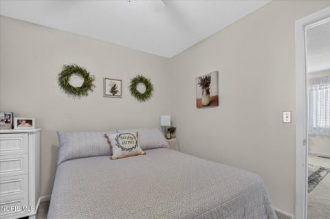 Tiny photo for 817 Yates Street, Toledo, OH 43608 (MLS # 10013300)