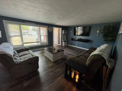 Tiny photo for 2208 Riviera Road, Defiance, OH 43512 (MLS # 10000036)