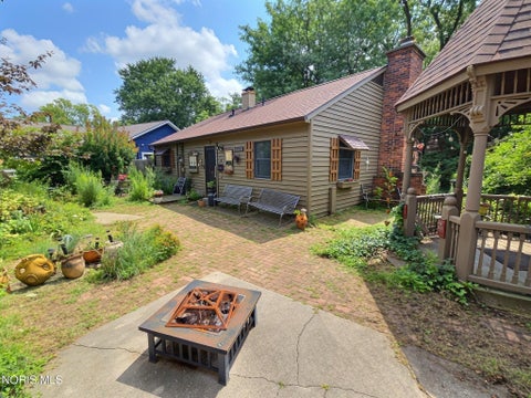 Tiny photo for 2303 Bahiamar Road, Toledo, OH 43611 (MLS # 10012259)