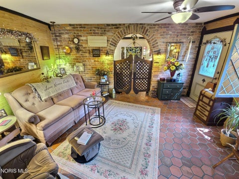 Tiny photo for 2303 Bahiamar Road, Toledo, OH 43611 (MLS # 10012259)