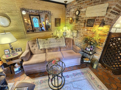 Tiny photo for 2303 Bahiamar Road, Toledo, OH 43611 (MLS # 10012259)