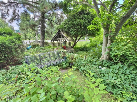 Tiny photo for 2303 Bahiamar Road, Toledo, OH 43611 (MLS # 10012259)