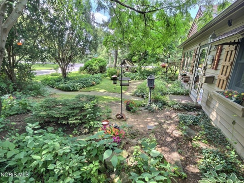 Tiny photo for 2303 Bahiamar Road, Toledo, OH 43611 (MLS # 10012259)