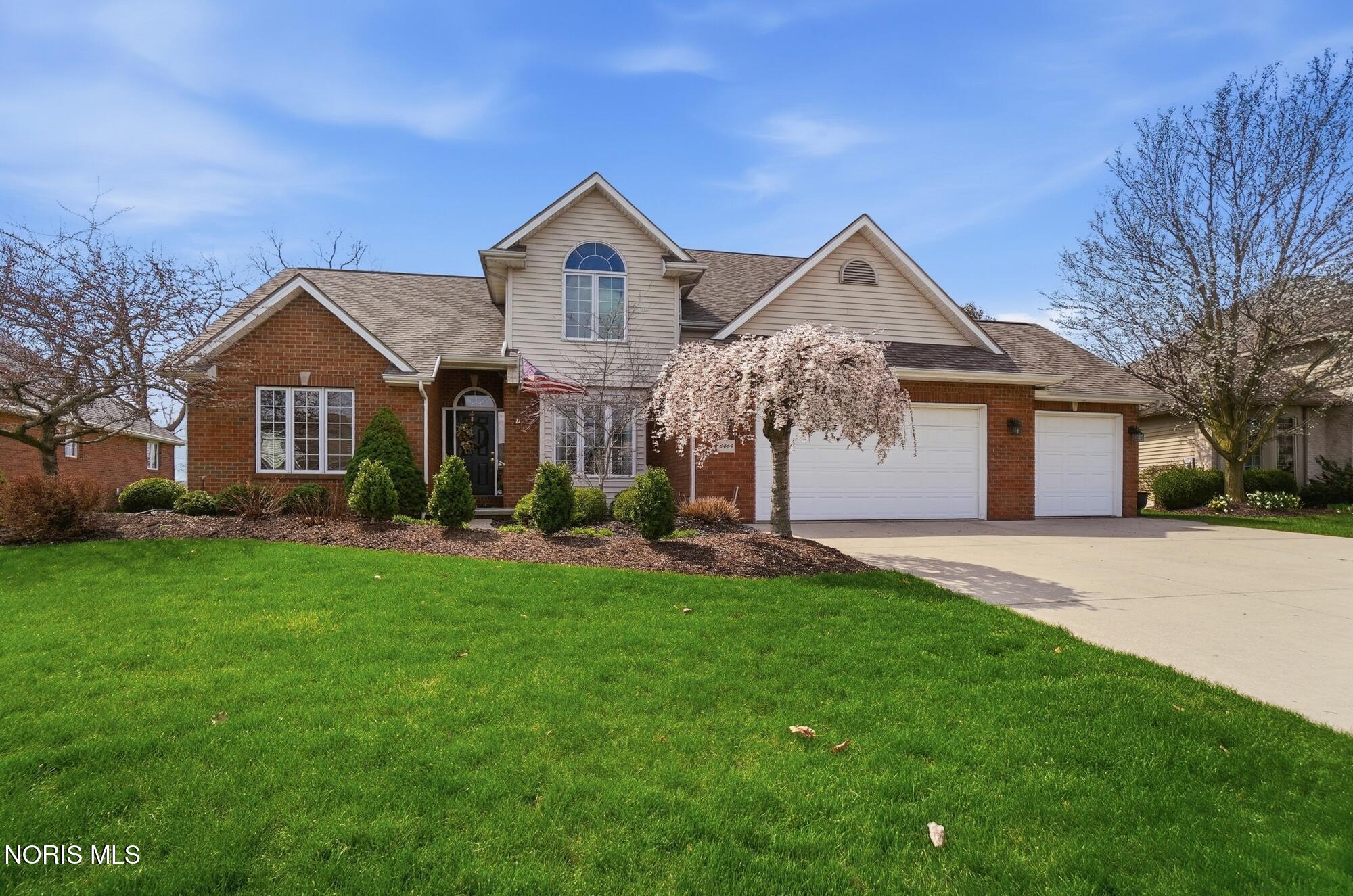 8464 Indian Lake Drive