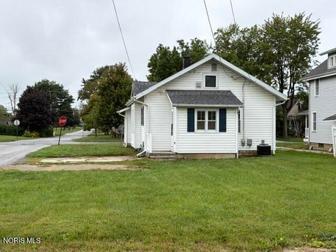 Tiny photo for 492 N Washington Street, Tiffin, OH 44883 (MLS # 10013604)