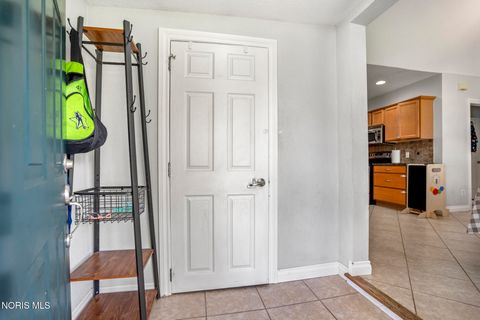 Tiny photo for 2814 Wilford Drive, Toledo, OH 43615 (MLS # 10007307)
