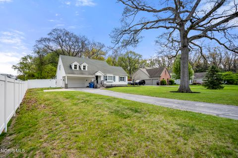 Tiny photo for 2814 Wilford Drive, Toledo, OH 43615 (MLS # 10007307)