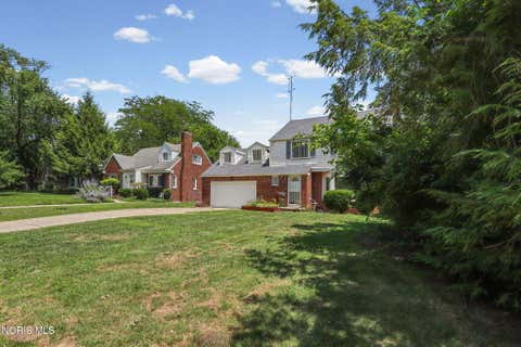 Tiny photo for 2920 Pemberton Drive, Toledo, OH 43606 (MLS # 10010646)