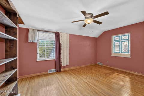 Tiny photo for 2920 Pemberton Drive, Toledo, OH 43606 (MLS # 10010646)