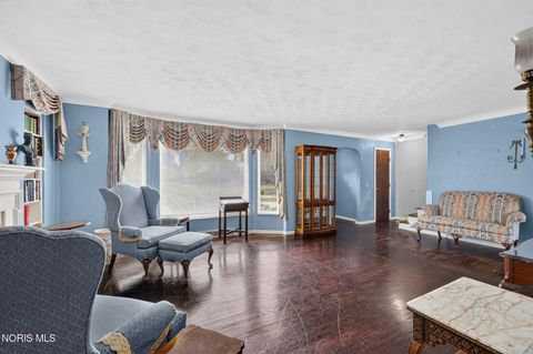 Tiny photo for 2920 Pemberton Drive, Toledo, OH 43606 (MLS # 10010646)