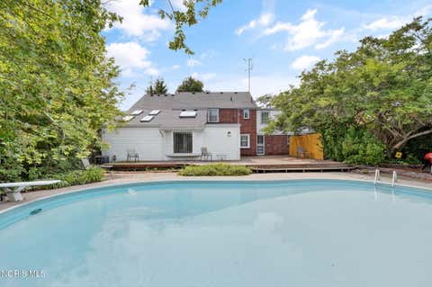 Tiny photo for 2920 Pemberton Drive, Toledo, OH 43606 (MLS # 10010646)