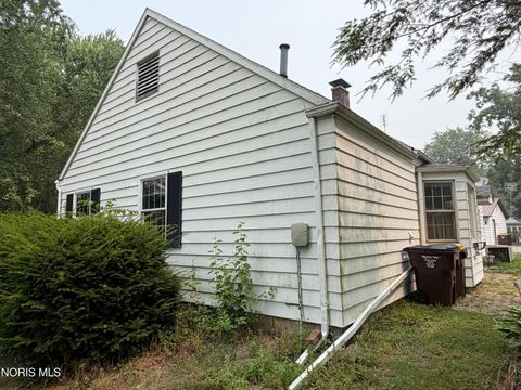 Tiny photo for 225 W High Street, Hicksville, OH 43526 (MLS # 10010731)