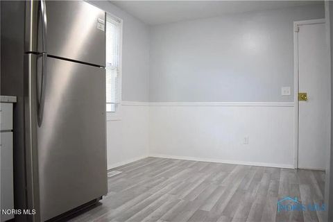 Tiny photo for 908 Burke Glen Road, Toledo, OH 43607 (MLS # 10006966)