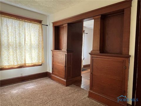 Tiny photo for 609 N Clinton Street, Defiance, OH 43512 (MLS # 10006919)