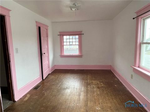 Tiny photo for 609 N Clinton Street, Defiance, OH 43512 (MLS # 10006919)