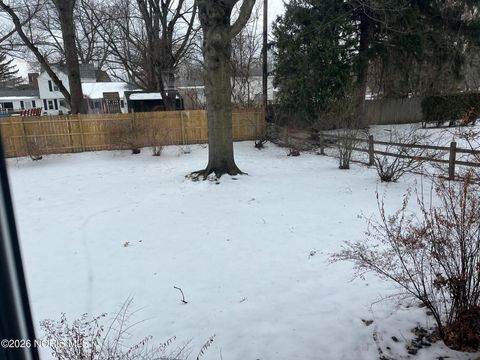 Tiny photo for 1716 Glen Ellyn Drive, Toledo, OH 43614 (MLS # 10003925)