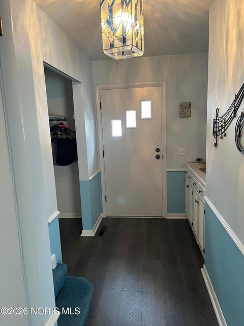 Tiny photo for 1716 Glen Ellyn Drive, Toledo, OH 43614 (MLS # 10003925)