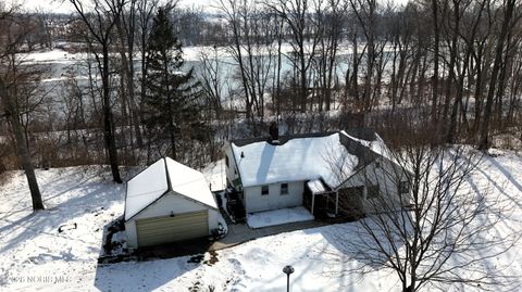 Photo of 12577 S River Road, Grand Rapids, OH 43522 (MLS # 10004029)