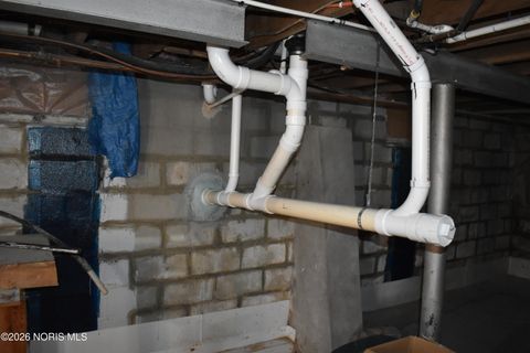 Tiny photo for 12577 S River Road, Grand Rapids, OH 43522 (MLS # 10004029)