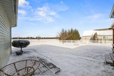 Tiny photo for 1898 Baker Way # 18, Findlay, OH 45840 (MLS # 10003202)