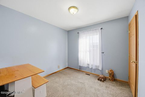 Tiny photo for 1898 Baker Way # 18, Findlay, OH 45840 (MLS # 10003202)