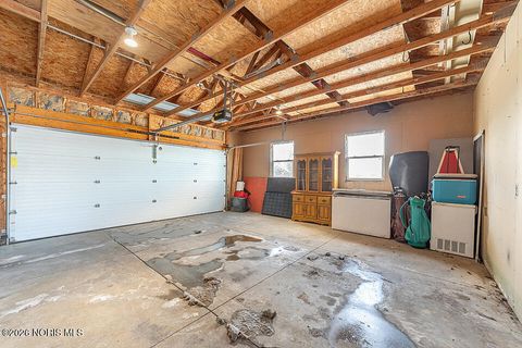 Tiny photo for 1898 Baker Way # 18, Findlay, OH 45840 (MLS # 10003202)