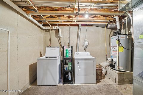 Tiny photo for 1898 Baker Way # 18, Findlay, OH 45840 (MLS # 10003202)