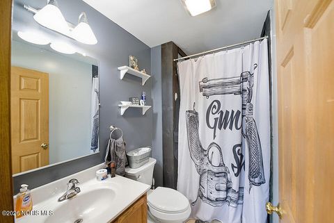 Tiny photo for 1898 Baker Way # 18, Findlay, OH 45840 (MLS # 10003202)