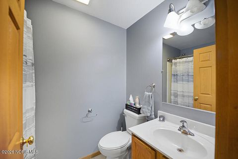 Tiny photo for 1898 Baker Way # 18, Findlay, OH 45840 (MLS # 10003202)