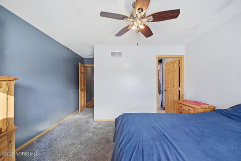 Tiny photo for 1898 Baker Way # 18, Findlay, OH 45840 (MLS # 10003202)