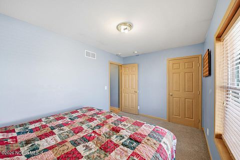 Tiny photo for 1898 Baker Way # 18, Findlay, OH 45840 (MLS # 10003202)