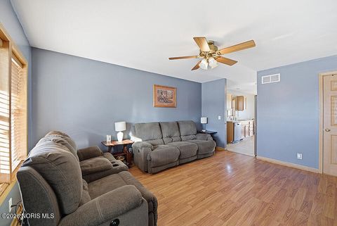 Tiny photo for 1898 Baker Way # 18, Findlay, OH 45840 (MLS # 10003202)