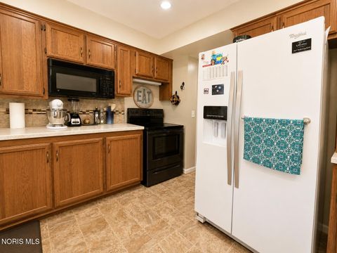 Tiny photo for 3043 Westbrook Drive, Toledo, OH 43613 (MLS # 10009118)