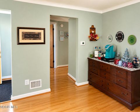 Tiny photo for 3043 Westbrook Drive, Toledo, OH 43613 (MLS # 10009118)