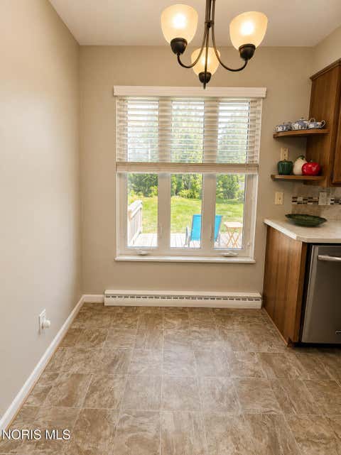 Tiny photo for 3043 Westbrook Drive, Toledo, OH 43613 (MLS # 10009118)
