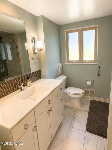 Tiny photo for 3043 Westbrook Drive, Toledo, OH 43613 (MLS # 10009118)