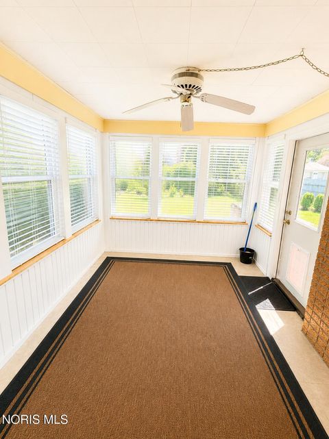 Tiny photo for 3043 Westbrook Drive, Toledo, OH 43613 (MLS # 10009118)