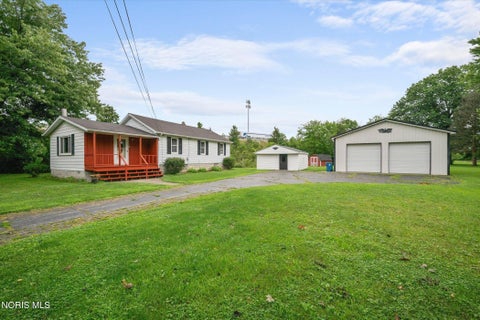Tiny photo for 29226 Hufford Road, Perrysburg, OH 43551 (MLS # 10011790)