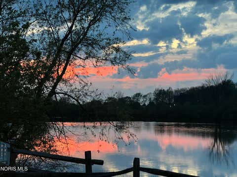 Tiny photo for 7018 Twin Lakes Road, Perrysburg, OH 43551 (MLS # 10011770)