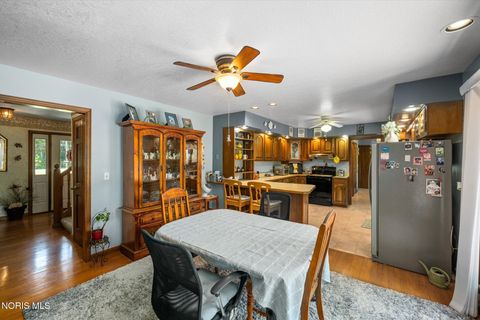 Tiny photo for 1453 S Wynn Road, Oregon, OH 43616 (MLS # 10008393)