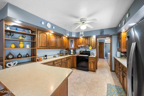 Tiny photo for 1453 S Wynn Road, Oregon, OH 43616 (MLS # 10008393)
