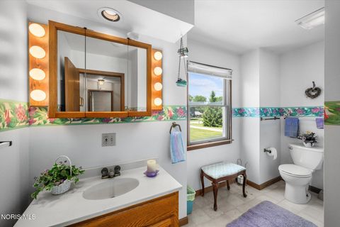 Tiny photo for 1453 S Wynn Road, Oregon, OH 43616 (MLS # 10008393)