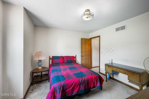 Tiny photo for 1453 S Wynn Road, Oregon, OH 43616 (MLS # 10008393)